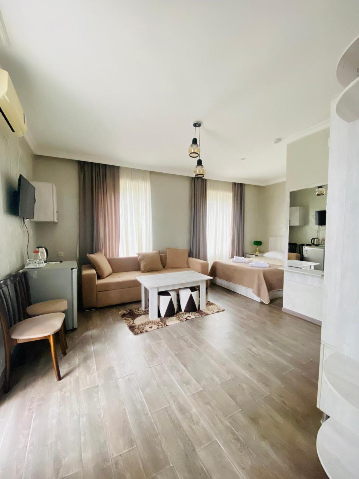 Hotel Garanti บาทูมิ ภายนอก รูปภาพ