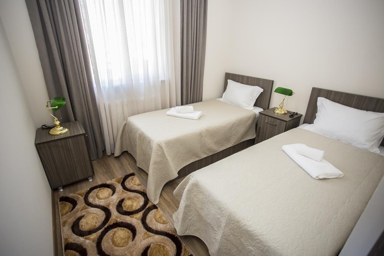 Hotel Garanti บาทูมิ ภายนอก รูปภาพ