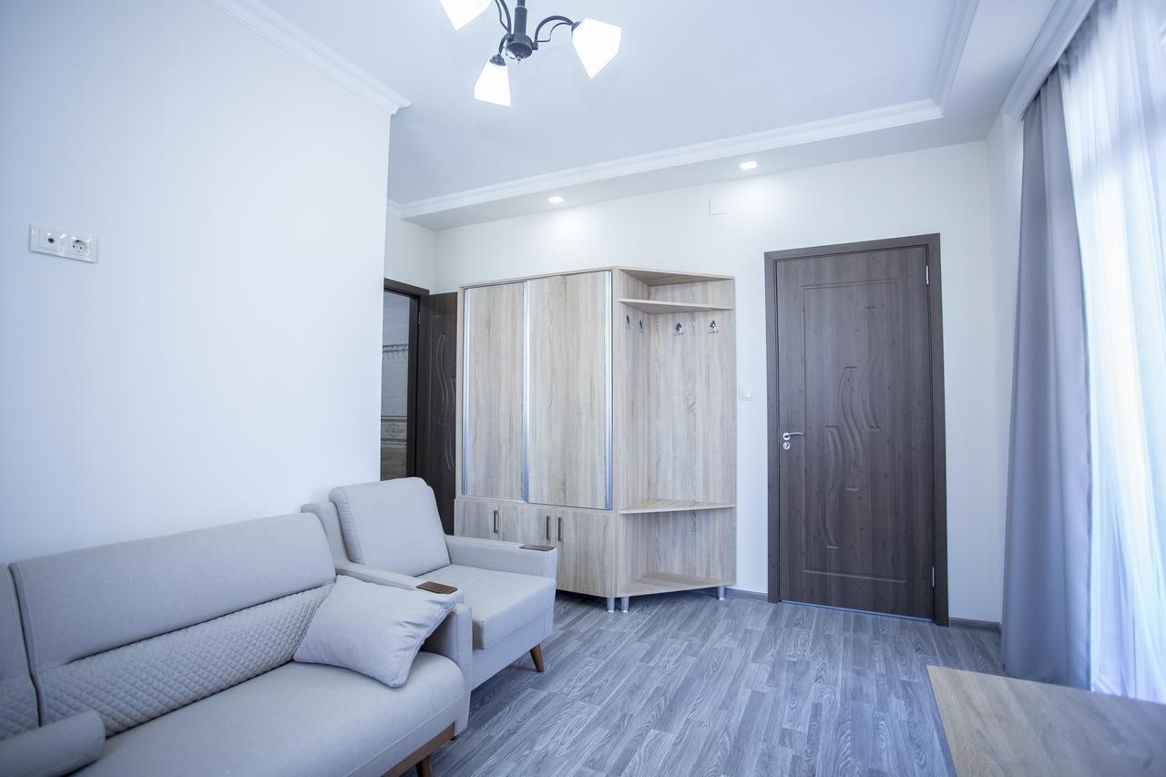 Hotel Garanti บาทูมิ ภายนอก รูปภาพ
